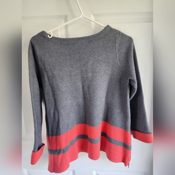 Max Studio Wool Blend A'line Style Sweater Retro style Sz Medium - Picture 2 of 7